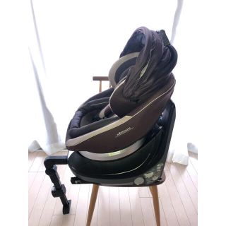 combi ネルーム ISOFIX チャイルドシート(自動車用チャイルドシート本体)