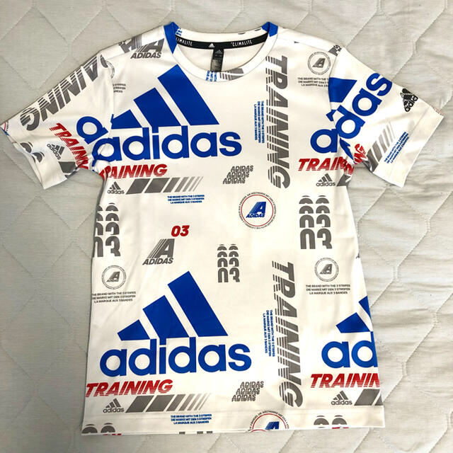 adidas(アディダス)の【子供用】Tシャツ(150サイズ)：アディダス(adidas) キッズ/ベビー/マタニティのキッズ服男の子用(90cm~)(Tシャツ/カットソー)の商品写真