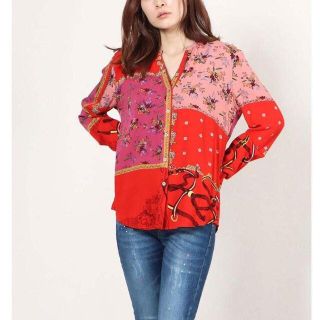 デシグアル(DESIGUAL)の新品　タグ付き　ブラウス　デシグアル(シャツ/ブラウス(長袖/七分))