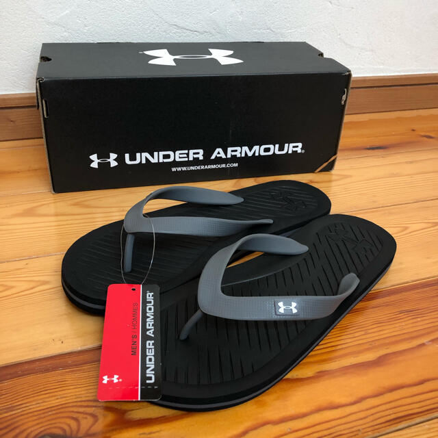 UNDER ARMOUR(アンダーアーマー)の専用☆新品タグ付き UNDER ARMOR ビーチサンダル 28 メンズの靴/シューズ(サンダル)の商品写真