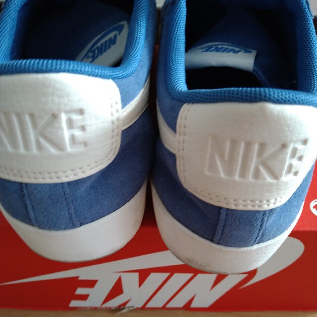 NIKE W BLAZER LOW SD 25 レディースの靴/シューズ(スニーカー)の商品写真