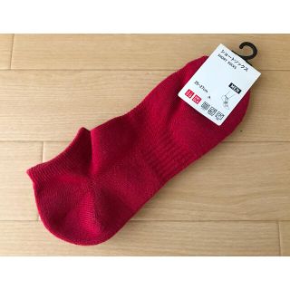 ユニクロ(UNIQLO)のショートソックス　ユニクロ　赤(ソックス)