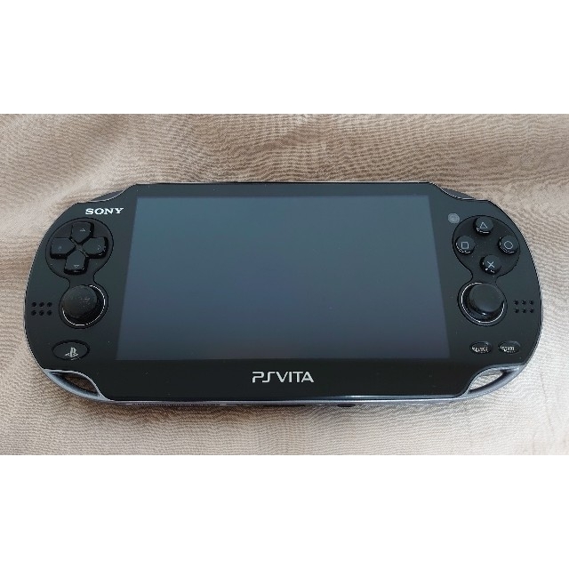 PSVITA PCH-1100  8GB ＳＤ付ゲームソフト/ゲーム機本体