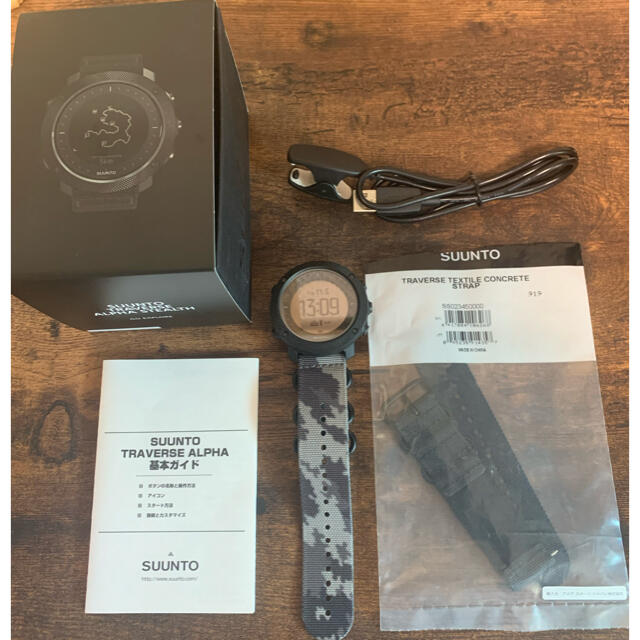 SUUNTO TRAVERSE ALPHA STEALTH