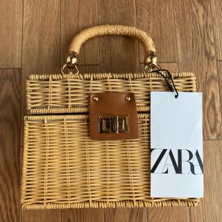 ザラ(ZARA)の【新品】ZARA チェーンかごバッグ(かごバッグ/ストローバッグ)