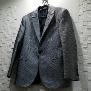 エンポリオアルマーニ(Emporio Armani)の⭐︎緊急値下げ⭐︎エンポリオアルマーニ　ジャケット(テーラードジャケット)