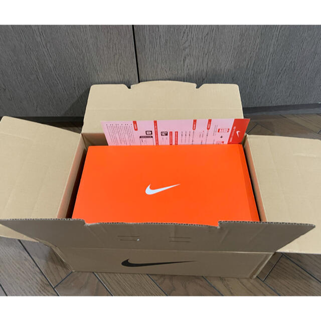 NIKE(ナイキ)の「新品未使用」ナイキエアマックス ココ 25.0cm ブラック×ホワイト レディースの靴/シューズ(サンダル)の商品写真