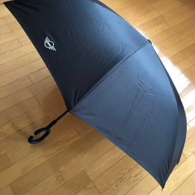 l’accelerateur様専用 新品未使用タグ付き MINI ノベルティ雨傘 メンズのファッション小物(傘)の商品写真