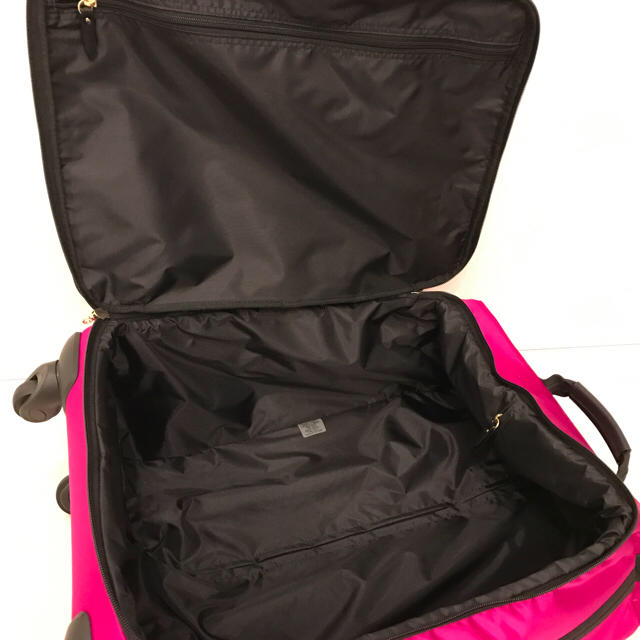 Victoria's Secret(ヴィクトリアズシークレット)の[さくらさん専用ページ]ビクシー キャリーケース & ボストンバッグ レディースのバッグ(スーツケース/キャリーバッグ)の商品写真