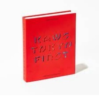 メディコムトイ(MEDICOM TOY)のKAWS TOKYO FIRST限定 図録 作品集 カウズ カタログ (印刷物)