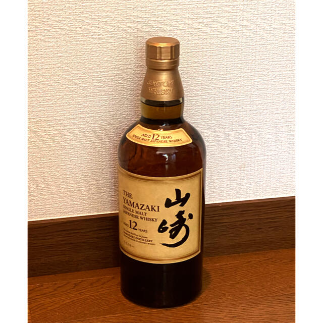 サントリー(サントリー)の新品　匿名配送　サントリー　シングルモルトウイスキー　山崎12年　700ml  食品/飲料/酒の酒(ウイスキー)の商品写真