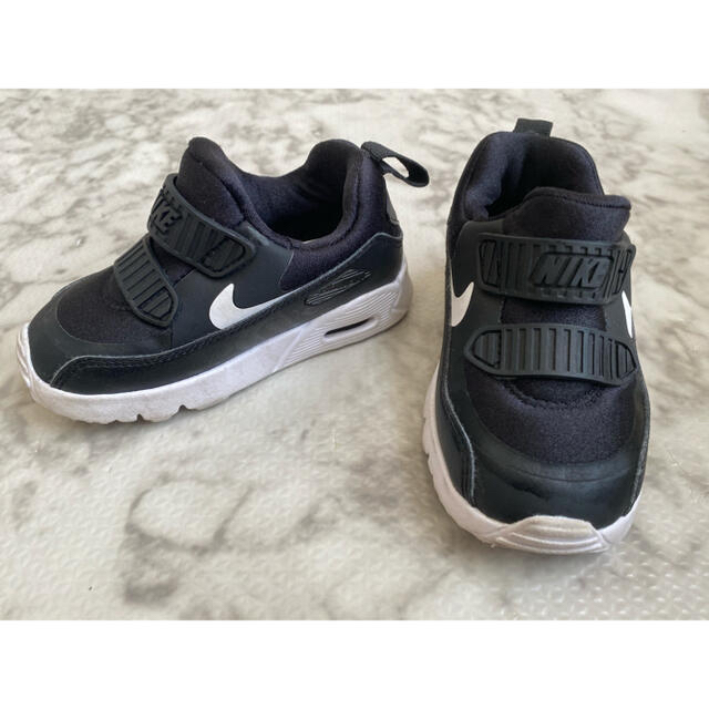 NIKE(ナイキ)のNIKE 1歳頃の歩き初め〜2歳頃に◎ キッズ/ベビー/マタニティのベビー靴/シューズ(~14cm)(スニーカー)の商品写真