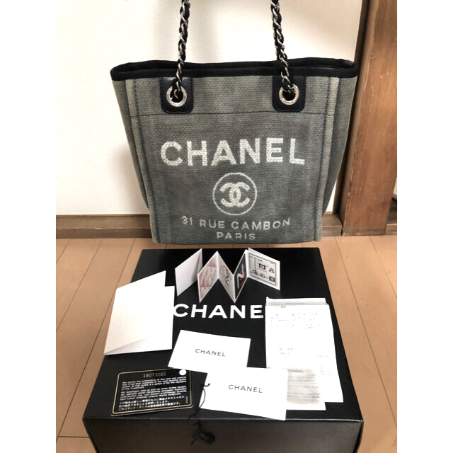 品多く CHANEL - CHANEL シャネル ドーヴィルPMショルダー トート
