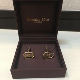 クリスチャンディオール(Christian Dior)のクリスチャンディオール　カフス　箱付き(カフリンクス)