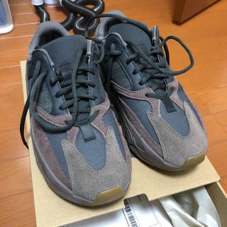 アディダス(adidas)のyeezy boost 700 モーブ(スニーカー)