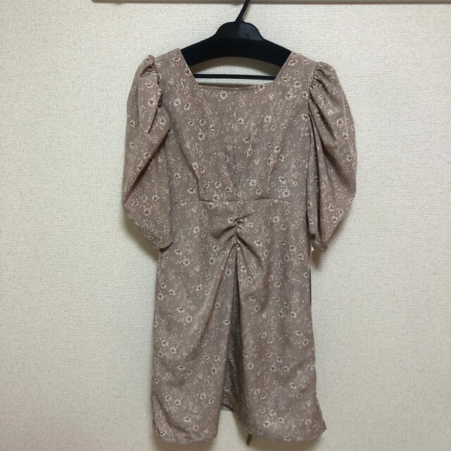 dazzlin(ダズリン)のmimo様専用　dazzlin 新品 タグ付き レディースのワンピース(ミニワンピース)の商品写真