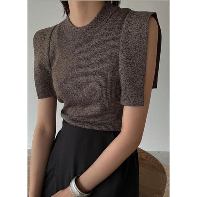 CLANE SQUARE SLEEVE KNIT TOPS