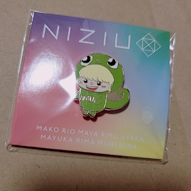 NiziUピンバッジ　マユカ