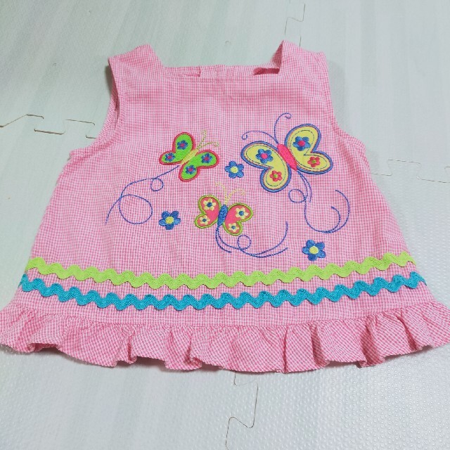 コストコ(コストコ)の夏服2枚セット　女の子　4歳 キッズ/ベビー/マタニティのキッズ服女の子用(90cm~)(Tシャツ/カットソー)の商品写真