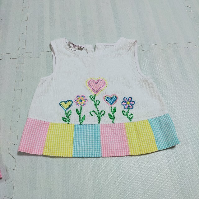 コストコ(コストコ)の夏服2枚セット　女の子　4歳 キッズ/ベビー/マタニティのキッズ服女の子用(90cm~)(Tシャツ/カットソー)の商品写真