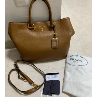 プラダ(PRADA)のプラダ2ウェイトートーバック&ペダラエナメルシューズ(トートバッグ)