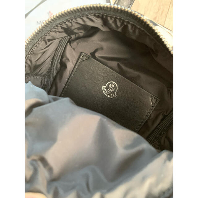 MONCLER(モンクレール)のMoncler Kilia クロスボディーバッグ レディースのバッグ(ショルダーバッグ)の商品写真