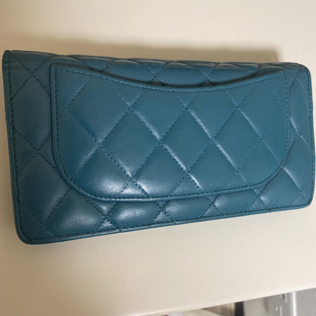 CHANEL(シャネル)の【正規品】CHANEL シャネル 長財布　マトラッセ　ターコイズブルー レディースのファッション小物(財布)の商品写真