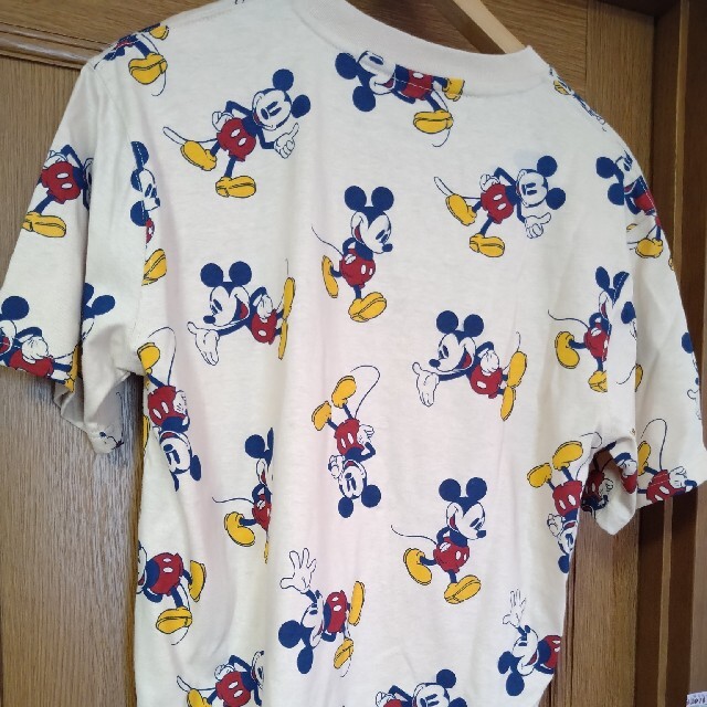 Disney(ディズニー)のレア柄　ミッキー　Tシャツ 総柄　新品タグ付き　ディズニー メンズのトップス(シャツ)の商品写真