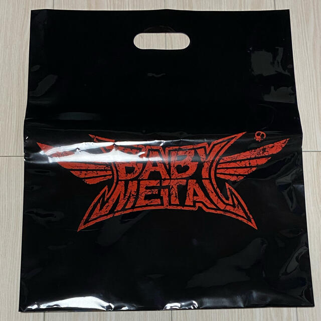 BABYMETAL(ベビーメタル)のベビーメタル　Tシャツ　タオル　バッグ エンタメ/ホビーのタレントグッズ(ミュージシャン)の商品写真