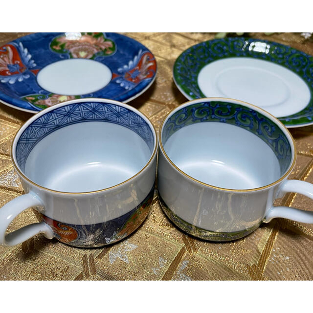 館林源右衛門窯 染錦草花文 緑彩唐草文 カップ&ソーサー 未使用 館林源右衛門窯 染錦草花文 緑彩唐草文 カップ&ソーサー 未使用