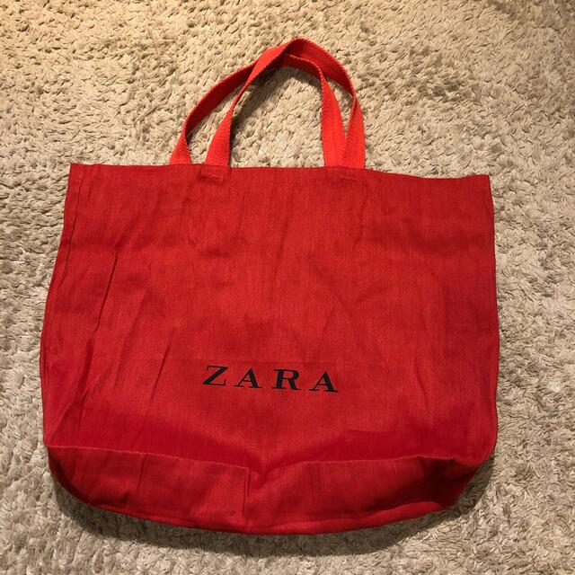 ZARA(ザラ)のZARA ザラ ビッグジュートトートバッグ レッド レディースのバッグ(トートバッグ)の商品写真