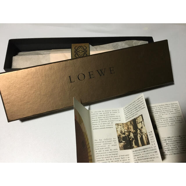 モテ 【新品・未使用】LOEWE 扇子 | yigitaluminyumprofil.com