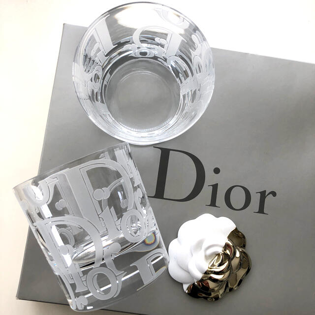 Dior(ディオール)の🤍ディオール　ホーム🤍処分価格💓超希少💖美品✨トロッター柄グラス2個 インテリア/住まい/日用品のキッチン/食器(グラス/カップ)の商品写真