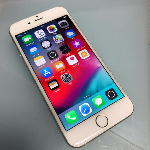 iPhone - iPhone6 16GB au バッテリー100% ☆値下げします!の通販 by ...