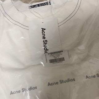 アクネ(ACNE)のアクネ　Tシャツ(Tシャツ/カットソー(半袖/袖なし))