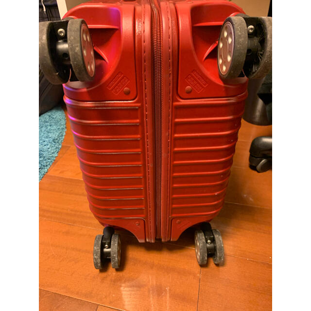 正規品 リモワ RIMOWA サルサ 4輪 国内外旅行用スーツケース 正規品 リモワ RIMOWA サルサ 4輪 国内外旅行用スーツケース