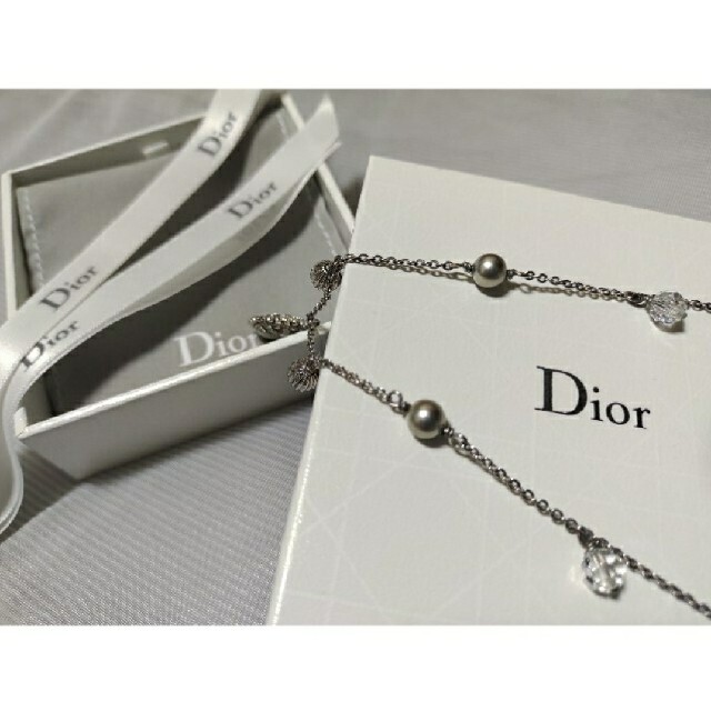 【美品】 Dior　透かし彫りハートネックレス　ディオール