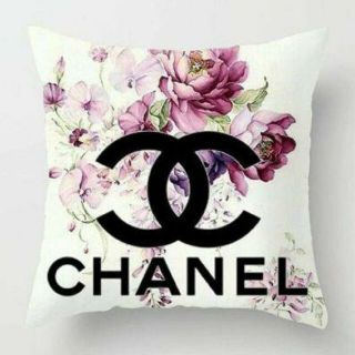 CHANEL - CHANELクッションカバーの通販 by ピンク's shop｜シャネル