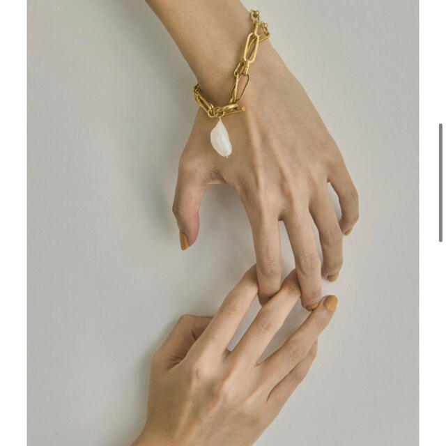 TODAYFUL(トゥデイフル)のTODAYFUL  Chain  Pearl  Bracelet トゥディフル レディースのアクセサリー(ブレスレット/バングル)の商品写真