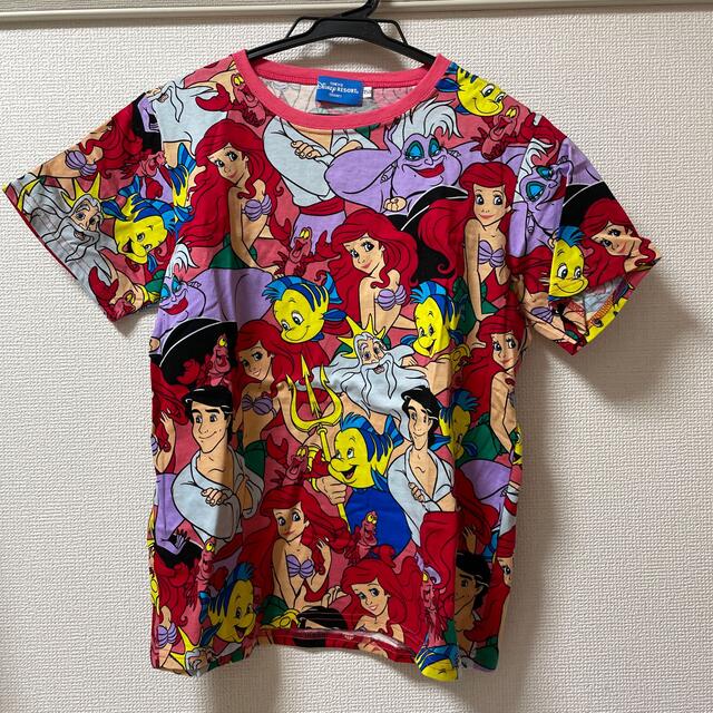Disney(ディズニー)の【引っ越しセール8/10まで】アリエル　ディズニー　Tシャツ レディースのトップス(Tシャツ(半袖/袖なし))の商品写真
