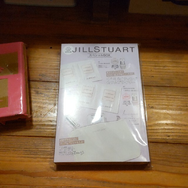 JILLSTUART(ジルスチュアート)のカードコスメパレット3点セット&2wayキャンバストート&フラットコスメポーチ コスメ/美容のキット/セット(コフレ/メイクアップセット)の商品写真