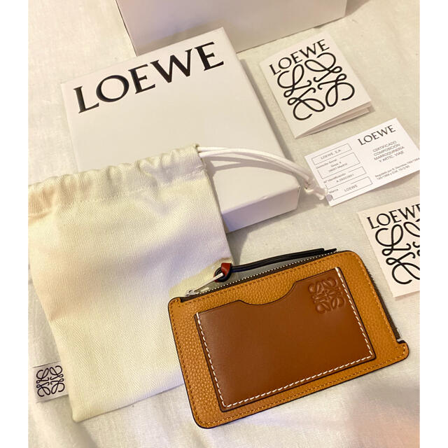 新品未使用　LOEWE コインカードケース