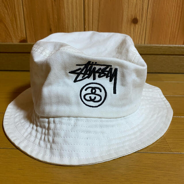 STUSSY(ステューシー)のstussy ステューシー  筆記体 シャネルロゴ 刺繍 ハット メンズの帽子(ハット)の商品写真