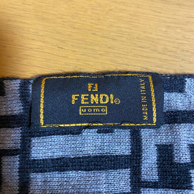 FENDIズッカ柄マフラー