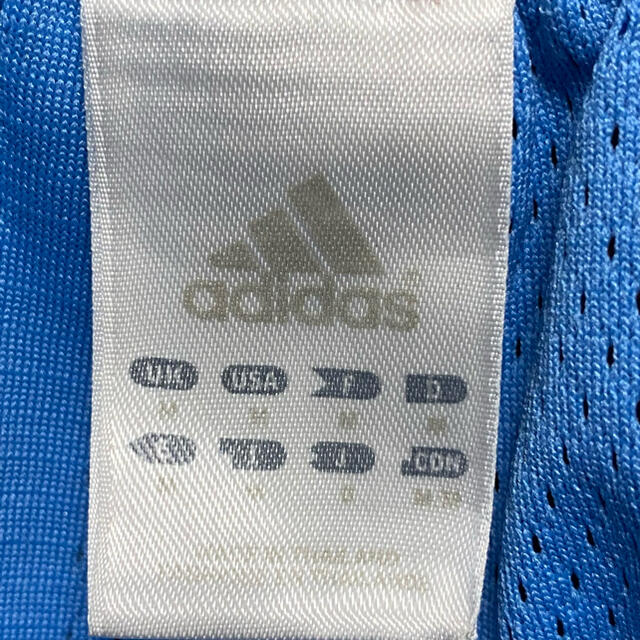 adidas(アディダス)の【adidas】刺繍ロゴ バスパン バスケ アシメ ストリート アディダス メンズのパンツ(ショートパンツ)の商品写真