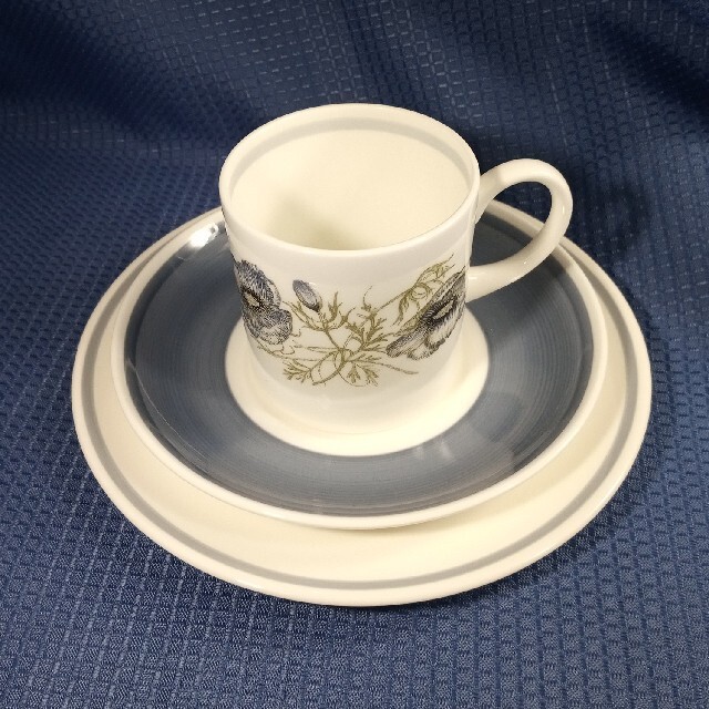 WEDGWOOD(ウェッジウッド)のウェッジウッドsusie cooperグレンミストcoffee can trio インテリア/住まい/日用品のキッチン/食器(グラス/カップ)の商品写真