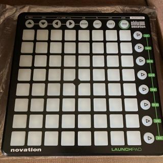 novation Launch Pad / ableton live専用(MIDIコントローラー)