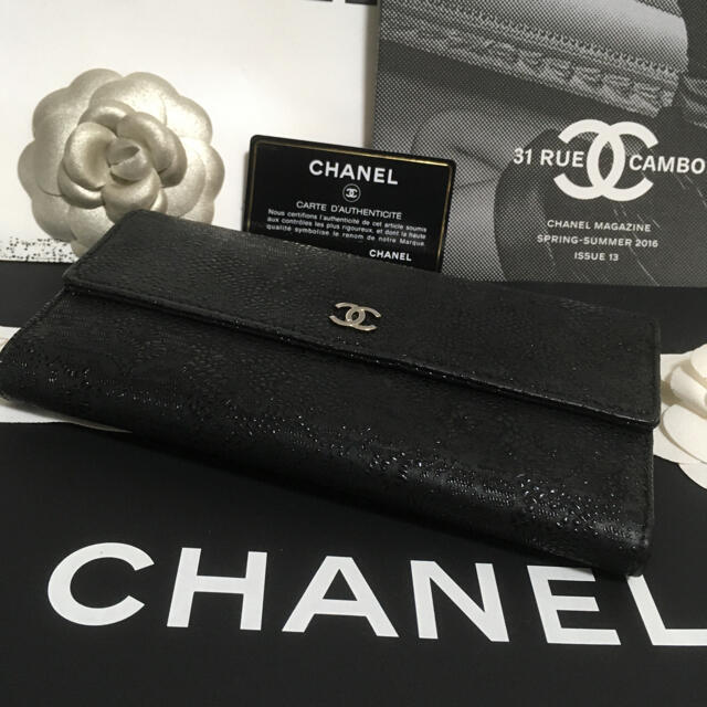 CHANEL(シャネル)のちゃたろ様専用♡超美品★ 完売！シャネル レースイズモア 限定 長財布 正規品 レディースのファッション小物(財布)の商品写真