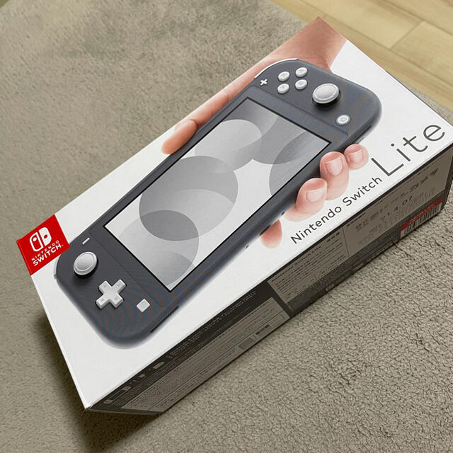 品揃え豊富で Switch Nintendo - Switch Nintendo Light グレー  携帯用ゲーム機本体