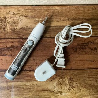 フィリップス(PHILIPS)のジャンク品　フィリップス　ソニックケア　電動歯ブラシ(電動歯ブラシ)